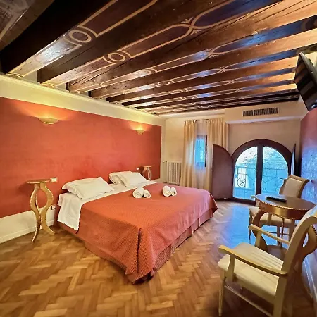 Ca' Giorgia Apartman *